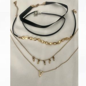 Choker Set